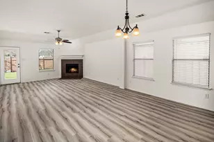 2417 Eisenhower Dr, McKinney, TX 75071 - Photo 5