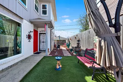 6747 S Creek Drive, Fort Worth, TX 76133 - Photo 17