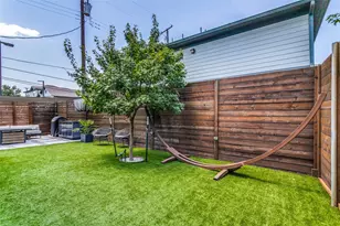 1925 California Dr, Dallas, TX 75204 - Photo 23