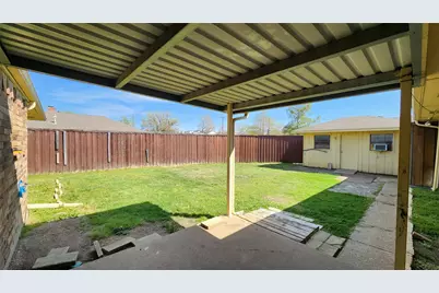 1526 Silverleaf Drive, Carrollton, TX 75007 - Photo 25