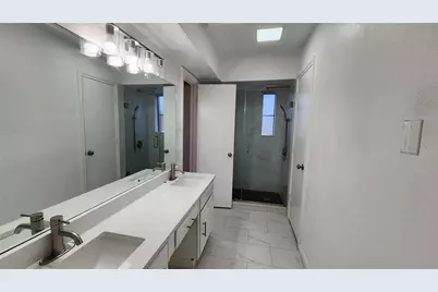 1526 Silverleaf Drive, Carrollton, TX 75007 - Photo 21