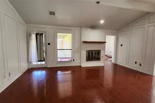 1526 Silverleaf Dr, Carrollton, TX 75007 - Photo 5