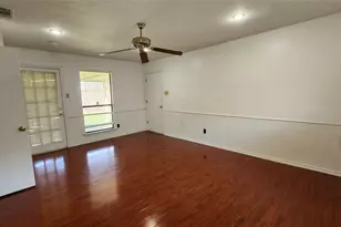 1526 Silverleaf Dr, Carrollton, TX 75007 - Photo 23