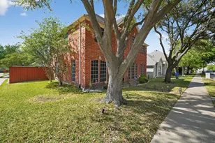 17909 Brent Dr, Dallas, TX 75287 - Photo 3
