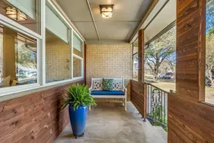 10904 Wyatt St, Dallas, TX 75218 - Photo 3