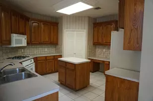 3029 Golden Gate Dr, Plano, TX 75025 - Photo 5