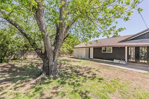 3723 Stafford St, Irving, TX 75062 - Photo 39