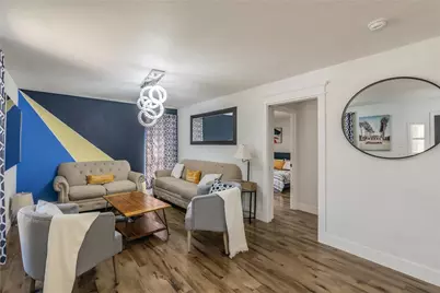 3723 Stafford Street, Irving, TX 75062 - Photo 5