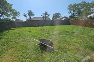 605 White St, Whitesboro, TX 76273 - Photo 23