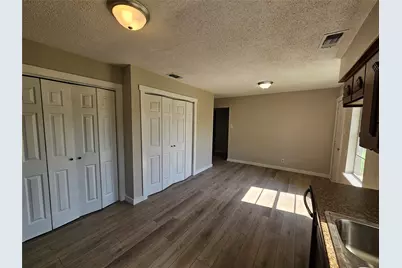 605 White Street, Whitesboro, TX 76273 - Photo 9