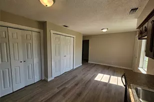 605 White St, Whitesboro, TX 76273 - Photo 9