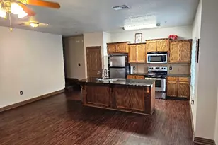 2410 S 2nd Street S, Waco, TX 76706 - Photo 9