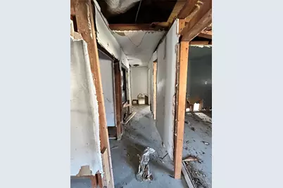 5501 Westcreek Drive, Fort Worth, TX 76133 - Photo 11