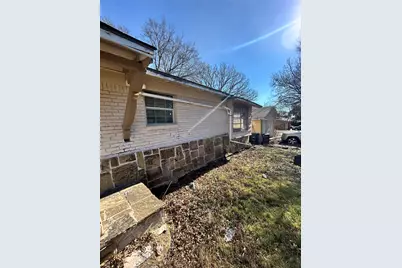 5501 Westcreek Drive, Fort Worth, TX 76133 - Photo 3