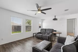 1810 River Xing Dr, Anna, TX 75409 - Photo 5