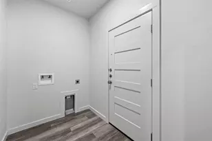 208 D St, Whitesboro, TX 76273 - Photo 15