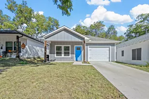 208 D St, Whitesboro, TX 76273 - Photo 1