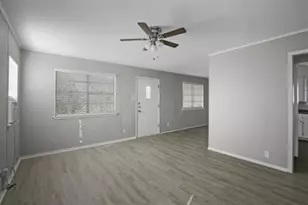 208 D St, Whitesboro, TX 76273 - Photo 5