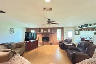 517 Junell St, Sulphur Springs, TX 75482 - Photo 5