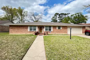 517 Junell St, Sulphur Springs, TX 75482 - Photo 1