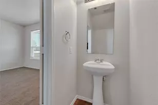 9225 Benevolent Ct, Providence Village, TX 76227 - Photo 5