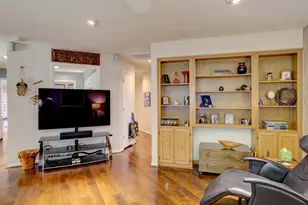 9419 Viewside Dr, Dallas, TX 75231 - Photo 13