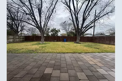 11447 Coral Hills Drive, Dallas, TX 75229 - Photo 13