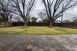 11447 Coral Hills Dr, Dallas, TX 75229 - Photo 13