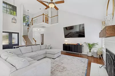 2028 Robin Hill Lane, Carrollton, TX 75007 - Photo 3