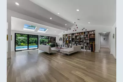 7049 Gateridge Drive, Dallas, TX 75254 - Photo 3