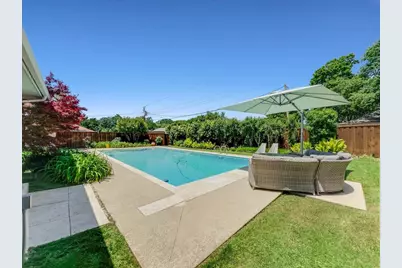 7049 Gateridge Drive, Dallas, TX 75254 - Photo 27