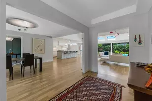 7049 Gateridge Dr, Dallas, TX 75254 - Photo 13