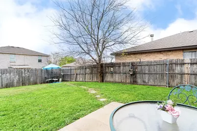 4333 Meadowknoll Drive, Fort Worth, TX 76123 - Photo 35