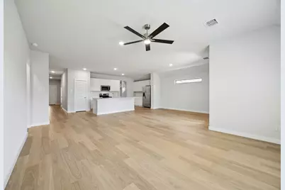 6660 Coyote Valley Trail, Crowley, TX 76036 - Photo 11