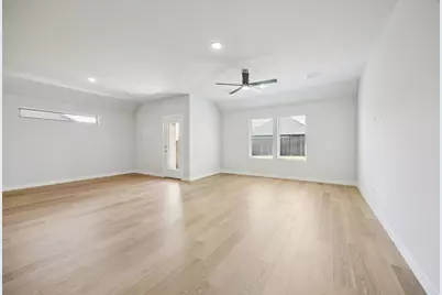 6660 Coyote Valley Trail, Crowley, TX 76036 - Photo 13