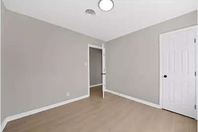 1617 Grantland Circle, Fort Worth, TX 76112 - Photo 15