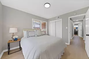 1617 Grantland Cir, Fort Worth, TX 76112 - Photo 17