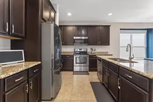 9140 Cranston Ct, Providence Village, TX 76227 - Photo 11