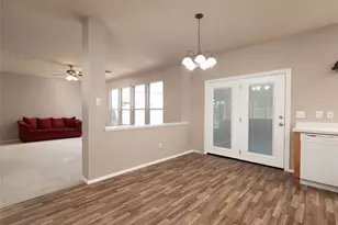 7515 Cresswell Dr, Arlington, TX 76001 - Photo 13