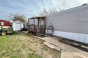 709 N Collins Freeway, Howe, TX 75459 - Photo 3