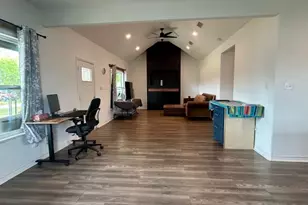 727 E Liberty, Mexia, TX 76667 - Photo 19