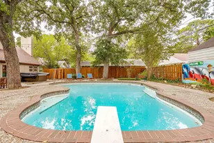 1505 N Riverside Dr, Fort Worth, TX 76111 - Photo 37