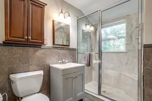 1505 N Riverside Dr, Fort Worth, TX 76111 - Photo 31