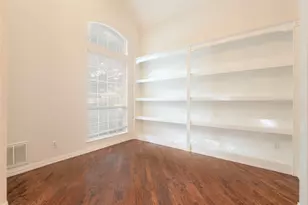 9201 Windmill Pointe Dr, Frisco, TX 75034 - Photo 11