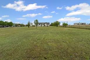 430 Indian Hills Rd, Bowie, TX 76230 - Photo 33