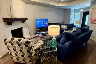 206 Matt Pl, Grand Prairie, TX 75051 - Photo 3