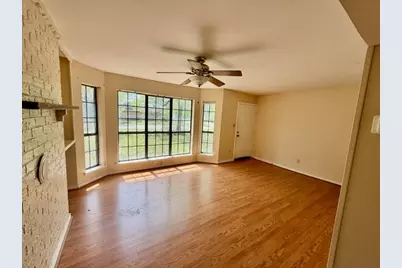 210 W Houston Street, Leonard, TX 75452 - Photo 3
