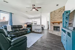 1409 Briarcrest Dr, Grapevine, TX 76051 - Photo 3