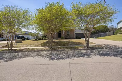 119 Camelot Street, Glen Rose, TX 76043 - Photo 5