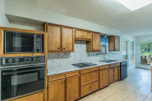 27 Sundown Trail, Star Harbor, TX 75148 - Photo 9